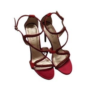 Stunning strappy Guess red heels